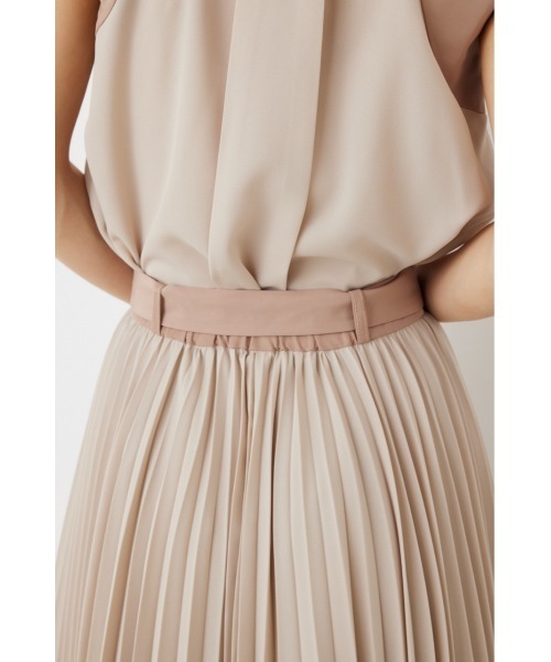 rienda（リエンダ）の「プリーツコンビフレアスカート（スカート・レディース・ベージュ/ライトグリーン/ブラック・MEDIUM/SMALL）」の5枚目の写真