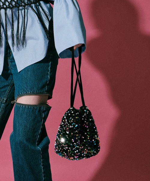 MAISON SPECIAL（メゾンスペシャル）の「Sequin Drawstring Bag/スパンコールドローストーリングバッグ【MAISON SPECIAL/メゾンスペシャル】（ハンドバッグ・レディース・ブラック/シルバー/ブルー/マルチ・FREE）」の22枚目の写真