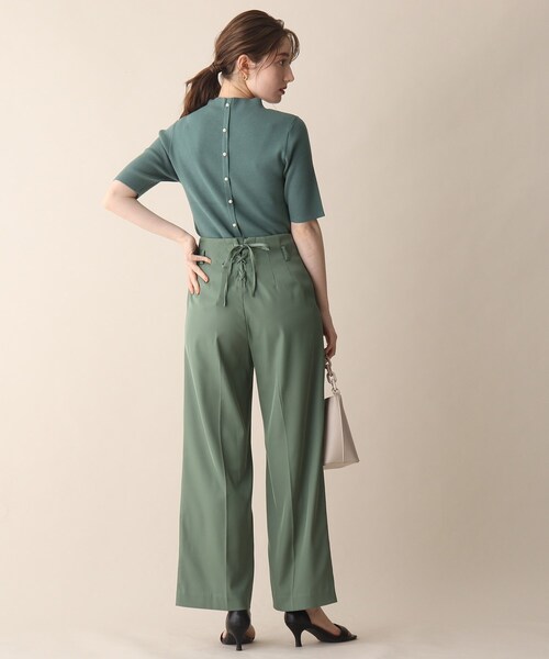 OPAQUE.CLIP（オペークドットクリップ）の「◆バックパール調ソウバリニット（ニット/セーター・レディース・マスタード/ブラック/ダークグリーン・38）」の7枚目の写真