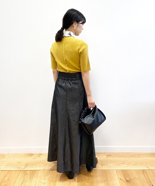 OPAQUE.CLIP（オペークドットクリップ）の「◆バックパール調ソウバリニット（ニット/セーター・レディース・マスタード/ブラック/ダークグリーン・38）」の13枚目の写真