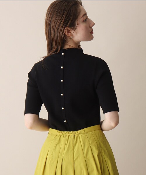 OPAQUE.CLIP（オペークドットクリップ）の「◆バックパール調ソウバリニット（ニット/セーター・レディース・マスタード/ブラック/ダークグリーン・38）」の16枚目の写真