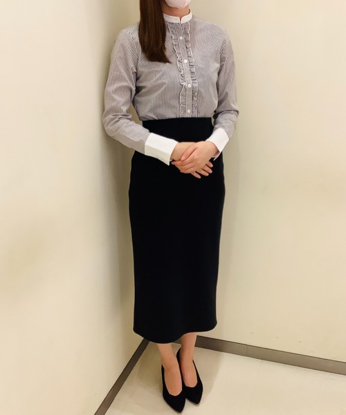 TOKYO SHIRTS（トウキョウシャツ）の「形態安定ノーアイロン スタンドカラー フリル付き長袖ビジネスワイシャツ（ビジネスシャツ・レディース・モカ・S/M/L/LL）」の7枚目の写真