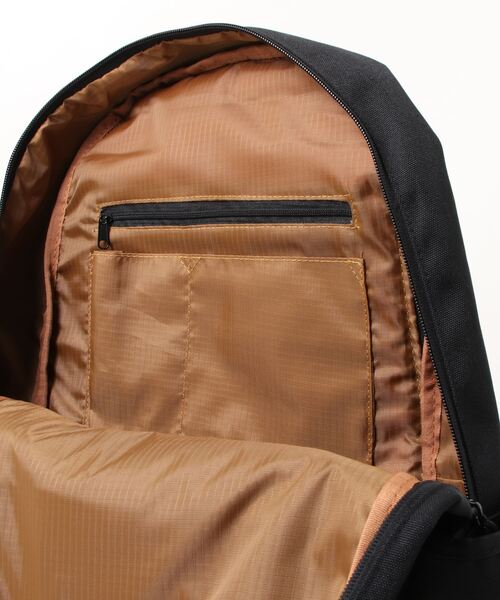 チチカカ（チチカカ）の「ポーチコンビバックパック（バックパック/リュック・レディース・ブラック/ネイビー/オレンジ・FREE）」の5枚目の写真