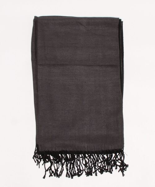 BENETTON (UNITED COLORS OF BENETTON)（ベネトンユナイテッドカラーズオブベネトン）の「フリンジ付きバイカラー配色ストール（ストール/ショール・レディース・レッド/ブラック/ブルー系その他/ベージュ・ONE SIZE）」の12枚目の写真