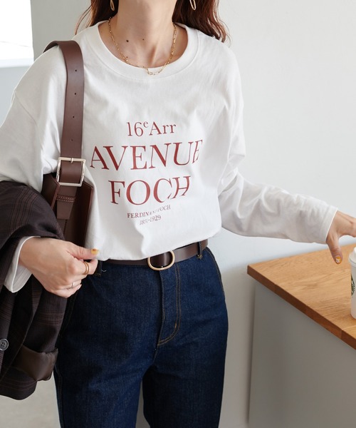DISCOAT(ディスコート)の「【WEB限定】3段ロゴロンT(Tシャツ/カットソー・レディース・ホワイト/オフホワイト/チャコールグレー/ブラウン・FREE)」の5枚目の写真