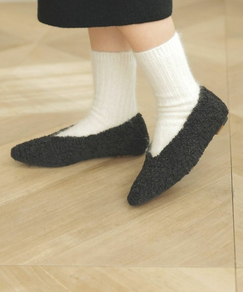 DONOBAN（ドノバン）の「ボアパンプス（バレエシューズ・レディース・アイボリー/ブラック・35(22.5cm)/37(23.5cm)/24.5cm）」の6枚目の写真