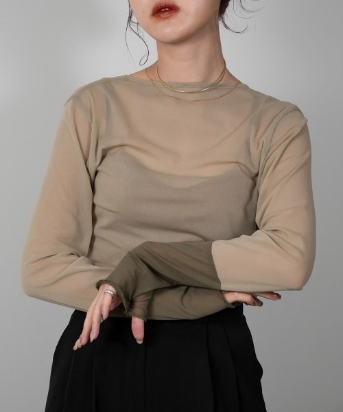 Amiur（エミレ）の「two tone loose fit tops（Tシャツ/カットソー・レディース・ベージュ/グリーン・FREE）」の2枚目の写真