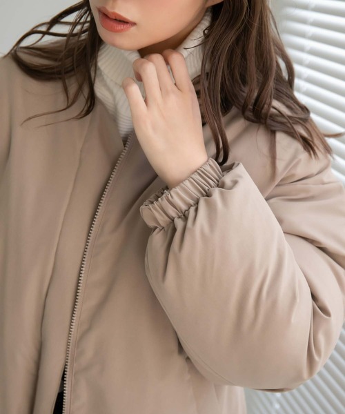 fifth（フィフス）の「ノーカラー中綿ショートコート（ダウンジャケット/コート・レディース・ベージュ/ブラック・M）」の22枚目の写真