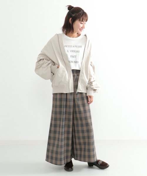 LBC（エルビーシー）の「クシュスリーブワイドリブMA-1（MA-1・レディース・ベージュ系その他/ダークネイビー・L/M）」の18枚目の写真