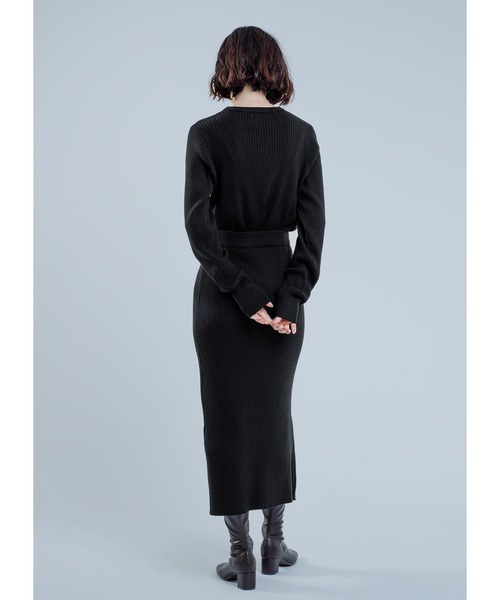 Adoon plain(アドーンプレーン)の「【セットアップ可能】2way/スリットニットスカート(スカート・レディース・ブルー/ブラック・MEDIUM/LARGE)」の10枚目の写真