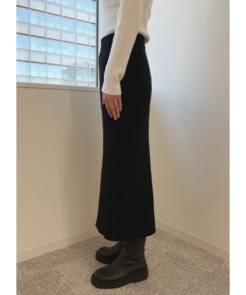 Adoon plain(アドーンプレーン)の「【セットアップ可能】2way/スリットニットスカート(スカート・レディース・ブルー/ブラック・MEDIUM/LARGE)」の4枚目の写真