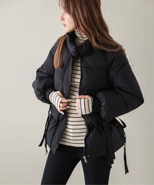 SUGAR BISKET(シュガービスケット)の「ウエストギャザーフェイクダウンブルゾン(ダウンジャケット/コート・レディース・ベージュ/ブラック/グリーン・L/M)」の9枚目の写真