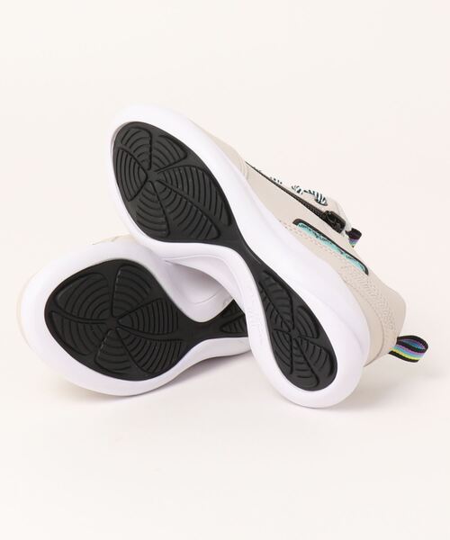 瞬足（シュンソク）の「瞬足/SYUNSOKU/キッズスニーカー/瞬足LZ-100（スニーカー・キッズ・ベージュ/ブラック/パープル・22.0cm/22.5cm/21.5cm/21.0cm/20.0cm/19.0cm/23.0cm）」の4枚目の写真