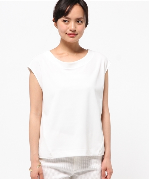 Tiara（ティアラ）の「裾フレアトップス（Tシャツ/カットソー・レディース・オフホワイト/ベージュ系その他/ダークネイビー・9）」の9枚目の写真