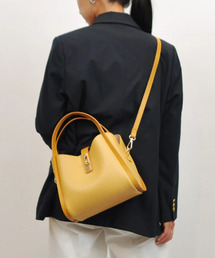 カシュカシュ cachecache / 3レイヤーヒネリ金具2wayトート