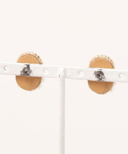 tone（トーン）の「【Hi-na】ビジューとビーズの刺繡アクセサリー　ピアス(MA)（ピアス（両耳用）・レディース・オレンジ/クリアブラック/クリア/ベージュ・FREE）」の16枚目の写真