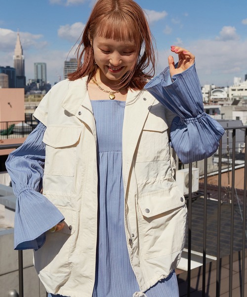 w closet（ダブルクローゼット）の「キャンディスリーブバックリボンワンピース（ワンピース・レディース・ミント/キナリ/ブルーパープル・FREE）」の4枚目の写真