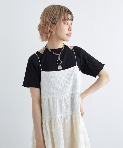 w closet(ダブルクローゼット)の「ホルターネックアメリカンスリーブプルオーバー(Tシャツ/カットソー・レディース・ブラック/ブルー系その他/ホワイト×ブラック/オフホワイト・FREE)」の5枚目の写真