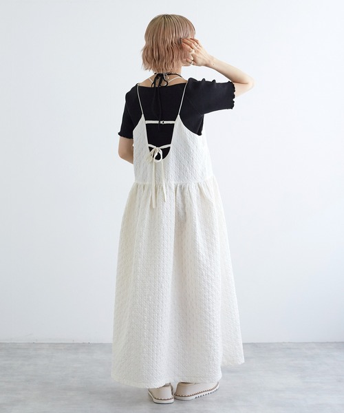 w closet(ダブルクローゼット)の「ホルターネックアメリカンスリーブプルオーバー(Tシャツ/カットソー・レディース・ブラック/ブルー系その他/ホワイト×ブラック/オフホワイト・FREE)」の6枚目の写真