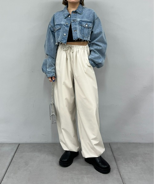 WHO'S WHO gallery（フーズフーギャラリー）の「イージーファットパンツ（カーゴパンツ・レディース・ブラック/ベージュ/アイボリー・FREE）」の4枚目の写真