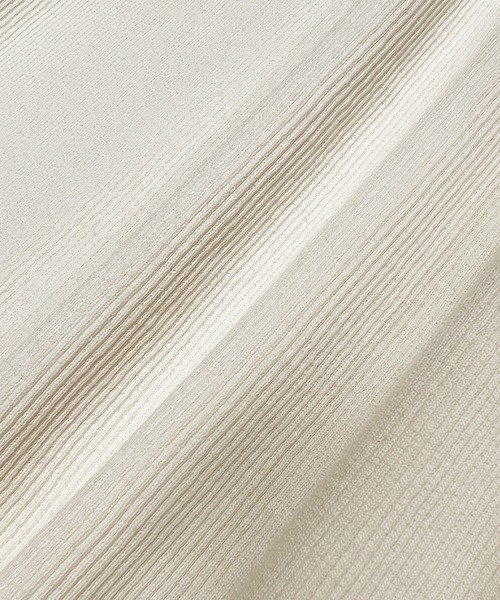 JUNOAH（ジュノア）の「クロスネックリブタンクトップ（タンクトップ・レディース・ブラウン/ブラック/アイボリー/ホワイト/グレイッシュベージュ・MEDIUM/LARGE/X-LARGE）」の20枚目の写真