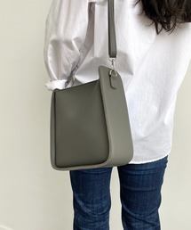 Flowering Korea | レザースクエアショルダーバッグ(ショルダーバッグ)