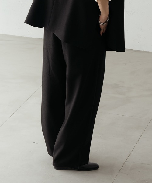 epnok（エプノック）の「ハイウエストタックワイドパンツ（その他パンツ・メンズ・ブラック/カーキ/ベージュ・SMALL/MEDIUM/LARGE）」の4枚目の写真