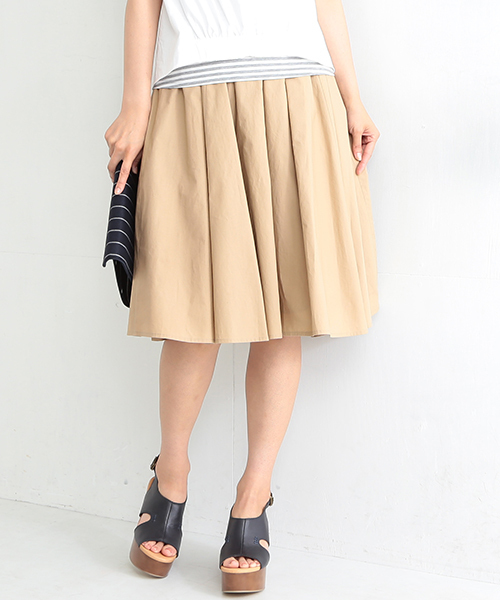 BEAMS LIGHTS Women's（ビームスライツ ウィメンズ）の「BEAMS LIGHTS / タイプライター ミディアムスカート（スカート・レディース・オフホワイト/ベージュ/オリーブ・38/36）」の2枚目の写真