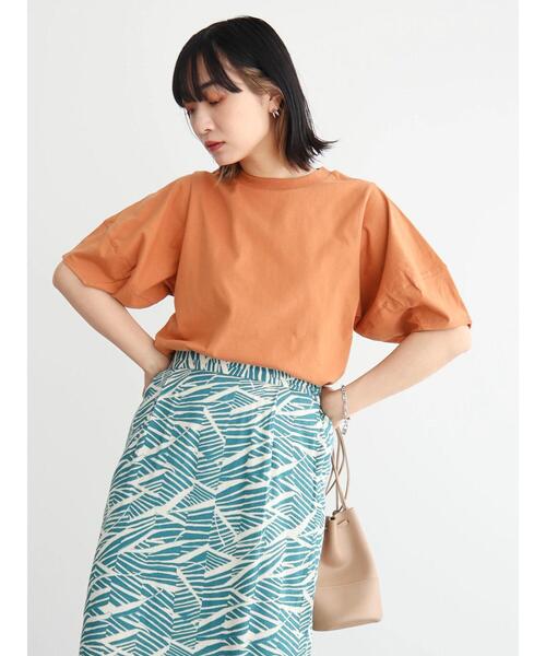 KBF（ケイビーエフ）の「KBF 袖ボリュームTEE（Tシャツ/カットソー・レディース・オフホワイト/ブラック/グリーン/テラコッタ・FREE）」の15枚目の写真