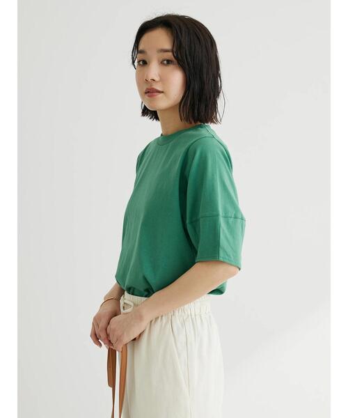 KBF（ケイビーエフ）の「KBF 袖ボリュームTEE（Tシャツ/カットソー・レディース・オフホワイト/ブラック/グリーン/テラコッタ・FREE）」の18枚目の写真