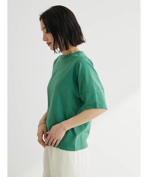 KBF（ケイビーエフ）の「KBF 袖ボリュームTEE（Tシャツ/カットソー・レディース・オフホワイト/ブラック/グリーン/テラコッタ・FREE）」の20枚目の写真