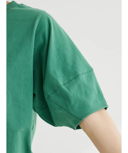 KBF（ケイビーエフ）の「KBF 袖ボリュームTEE（Tシャツ/カットソー・レディース・オフホワイト/ブラック/グリーン/テラコッタ・FREE）」の22枚目の写真