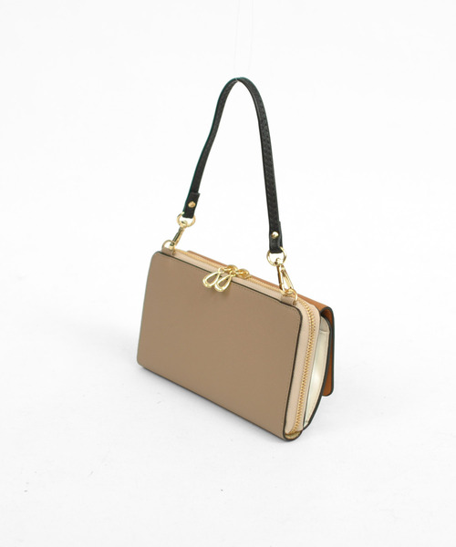 cache cache（カシュ カシュ）の「カシュカシュ cachecache / WEB限定カラーコンビウォレットショルダーバッグ（ショルダーバッグ・レディース・ブラック/マスタード/キャメル/ネイビー/ベージュ系その他/グレー/ホワイト系その他/グリーン/ピンク/ベージュ系その他2/ホワイト/ブロンズ・FREE）」の13枚目の写真