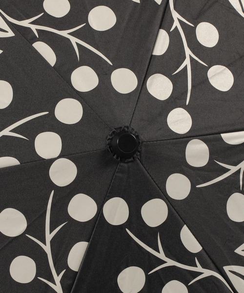 LEPSIM（レプシィム）の「晴雨兼用/折り畳み傘[柄]　178396（折りたたみ傘・レディース・ブラック/ブルー/ベージュ・ONE SIZE）」の9枚目の写真