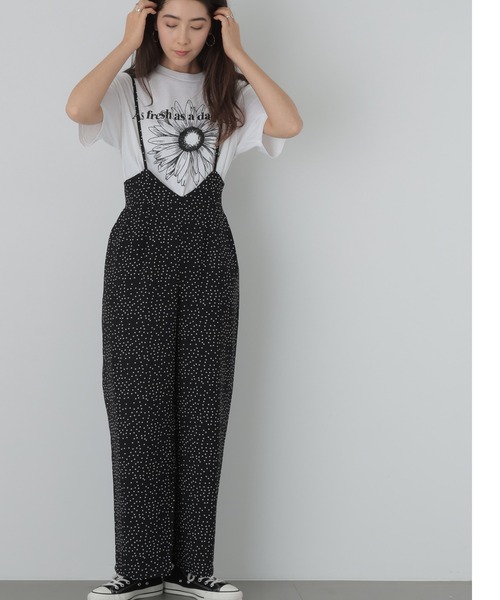 saloon(サルーン)の「SALOON(サルーン)/キャミサロペット【洗濯機洗い可】(サロペット/オーバーオール・レディース・ベージュ/ブラック/グリーン/ブラック系その他/キャメル/グリーン系その他・SMALL/MEDIUM)」の3枚目の写真