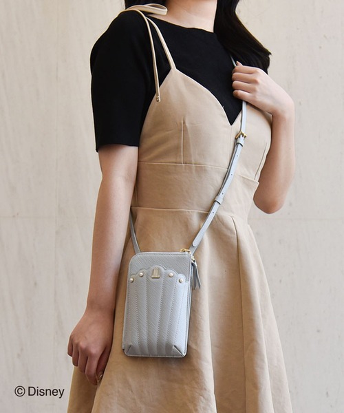 【シンプル♪】ランバンオンブルー スマホショルダー財布 ランバンオンブルー LANVIN en Bleu スマホショルダー財布