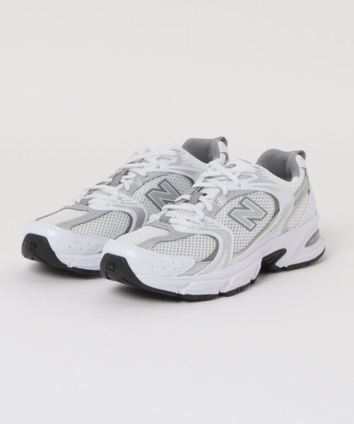 NEW BALANCE(ニューバランス)の「new balance/ニューバランス メンズ レディース スニーカー カジュアル Y2K MR530(スニーカー・レディース・グレー/ホワイト×ホワイト/ブラック×ブラック/ホワイト/シルバー/オフホワイト・23.0cm/23.5cm/24.0cm/24.5cm/25.0cm/25.5cm/26.0cm/26.5cm/27.0cm/27.5cm/28.0cm/22.5cm)」の2枚目の写真