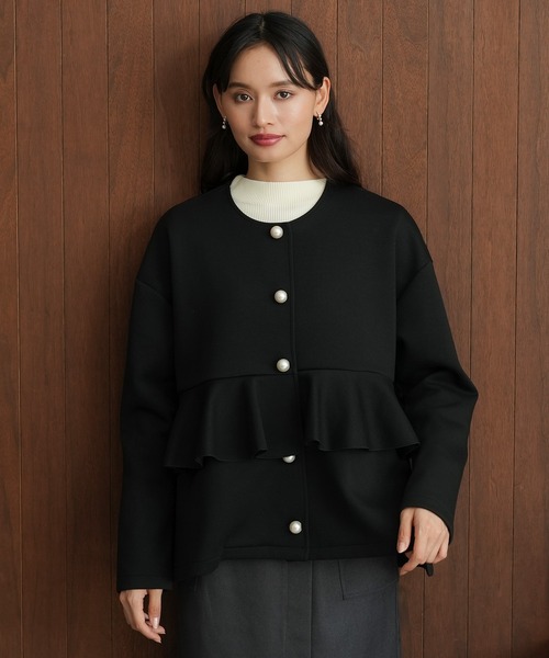 TRUDEA（トルディア）の「スポンディッシュパール釦ブルゾン（ブルゾン・レディース・ブラック/グレイッシュベージュ・MEDIUM）」の13枚目の写真
