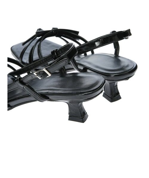 DURAS（デュラス）の「３連ストラップサンダル（サンダル・レディース・ホワイト/ブラック/シルバー・L/M）」の8枚目の写真