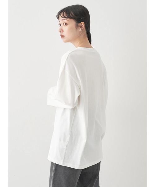 earth music&ecology(アースミュージックアンドエコロジー)の「CA IRA MIEUX DEMAIN ロンT(Tシャツ/カットソー・レディース・ブラウン/ブラック/オフホワイト・FREE)」の5枚目の写真