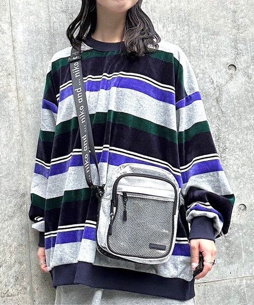 niko and...(ニコアンド)の「ベロアボーダープルオーバー(Tシャツ/カットソー・レディース・ネイビー/モカ/イエロー・BIG(L)/MEDIUM)」の3枚目の写真