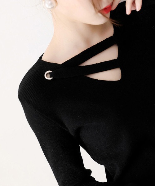 Mayree（メイリー）の「【AURORIA】イレギュラーレースアップニットトップス（ニット/セーター・レディース・ブラック/ピンク/ブルー・FREE）」の4枚目の写真