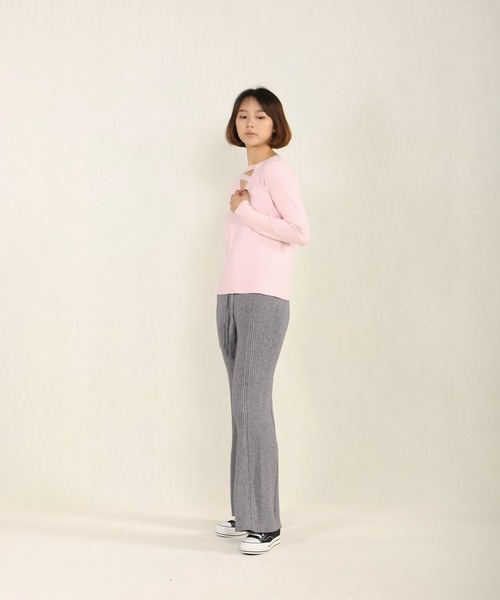 Mayree（メイリー）の「【AURORIA】イレギュラーレースアップニットトップス（ニット/セーター・レディース・ブラック/ピンク/ブルー・FREE）」の10枚目の写真