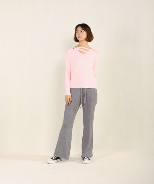 Mayree（メイリー）の「【AURORIA】イレギュラーレースアップニットトップス（ニット/セーター・レディース・ブラック/ピンク/ブルー・FREE）」の11枚目の写真