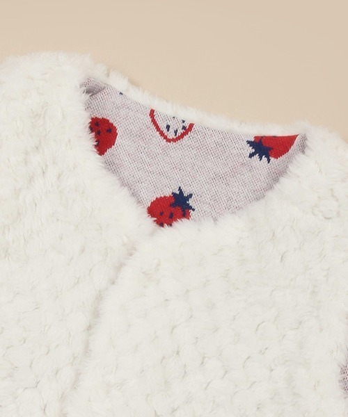 baby cheer（ベイビーチアー）の「いちごジャカードベスト（ベスト・キッズ・キナリ・70-90cm）」の3枚目の写真