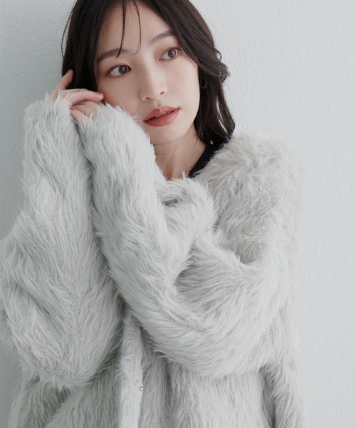 natural couture（ナチュラルクチュール）の「ロングフェザーボリュームカーディガン（カーディガン/ボレロ・レディース・アイボリー/チャコールグレー/モカ/グレー・FREE）」の4枚目の写真