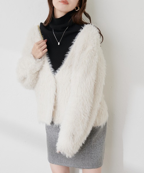 natural couture（ナチュラルクチュール）の「ロングフェザーボリュームカーディガン（カーディガン/ボレロ・レディース・アイボリー/チャコールグレー/モカ/グレー・FREE）」の2枚目の写真