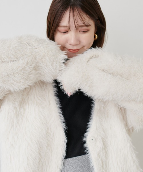 natural couture（ナチュラルクチュール）の「ロングフェザーボリュームカーディガン（カーディガン/ボレロ・レディース・アイボリー/チャコールグレー/モカ/グレー・FREE）」の7枚目の写真