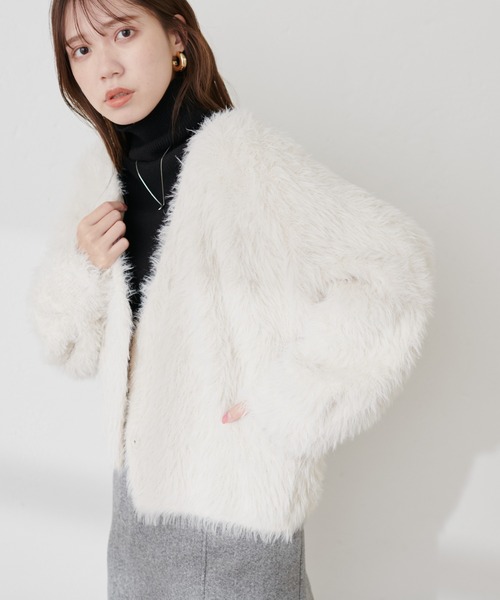 natural couture（ナチュラルクチュール）の「ロングフェザーボリュームカーディガン（カーディガン/ボレロ・レディース・アイボリー/チャコールグレー/モカ/グレー・FREE）」の8枚目の写真