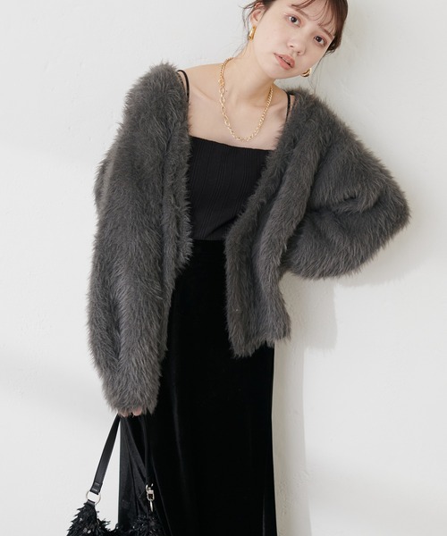 natural couture（ナチュラルクチュール）の「ロングフェザーボリュームカーディガン（カーディガン/ボレロ・レディース・アイボリー/チャコールグレー/モカ/グレー・FREE）」の14枚目の写真